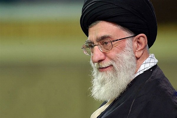 رهبر معظم انقلاب اسلامی: ایستادن بانوی ورزشکار بر سکوی قهرمانی با حجاب کامل اسلامی افتخاری بالاتر از قهرمانی است