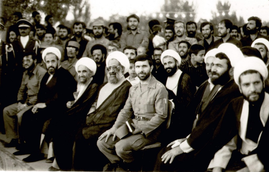 تصویری دیده نشده از شهید سپهبد صیاد شیرازی در صفحه اینستاگرام دکتر عباس عباس‌زاده