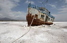 خشکی دریاچه ارومیه؛ تبریز در خطر، آسم در کمین کودکان