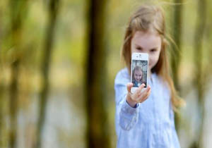 چگونه کودکان را با شبکه‌های اجتماعی آشنا کنیم؟