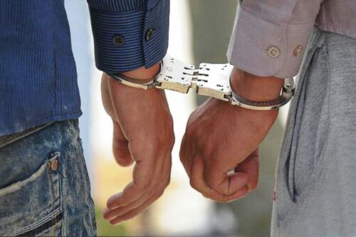 مقامات انتظامی استان خبر دادند؛ دستگیری سارقان حرفه‌ای منازل در تبریز/ دستگیری ۵ سارق با ۳۳ فقره سرقت در تبریز