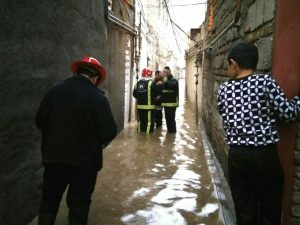 رانش زمین و آبگرفتگی کوچه ها و خیابان ها به دنبال بارش باران سیل آسا در تبریز