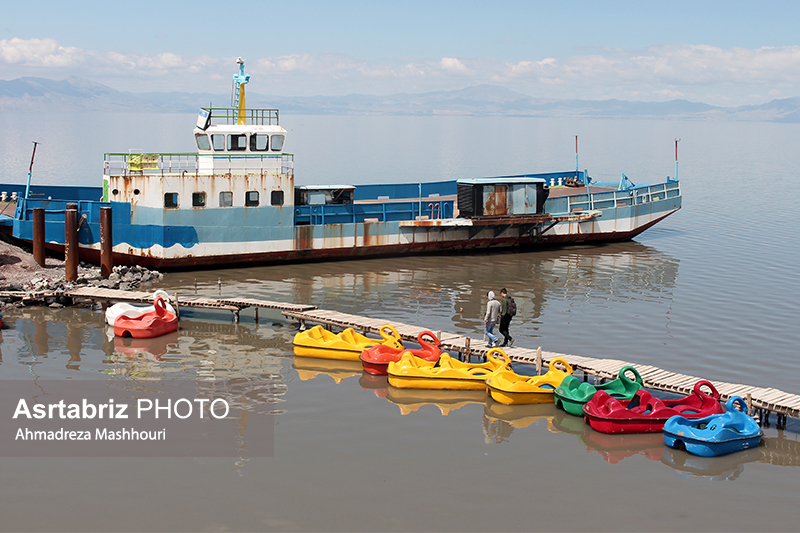 سخنگوی صنعت آب: به احیای دریاچه ارومیه امیدواریم