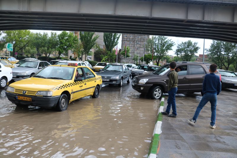 خیابان‌های تبریز زیر آب رفت (فیلم)