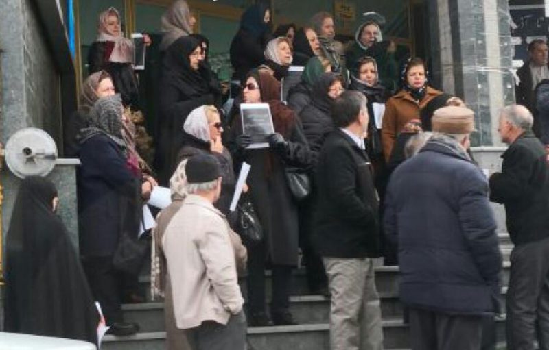 ماجرای تجمع جمعی از فرهنگیان تبریزی مقابل اداره‎کل آموزش‎وپرورش چه بود؟