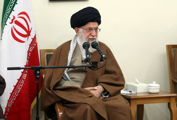 با قاچاق و عوامل ناامن‌کننده فضای مجازی برخورد جدی کنید