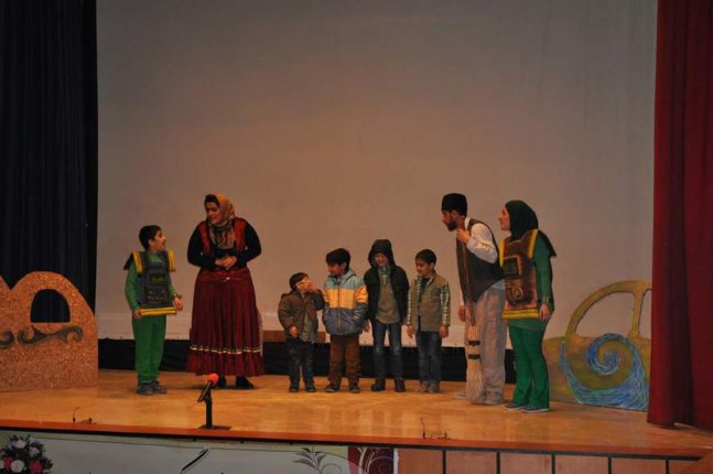 طرح نمایش‎های دانش آموزی در تبریز برگزار می‎شود/ تولید محتوا به زبان ترکی، دستور کار طرح «ندا»