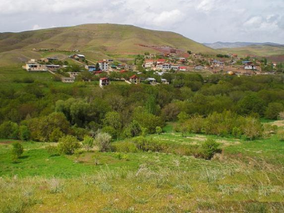 فکرهای خلاق در صنعتی ترین روستای کشور/ چرخ اقتصاد در آسیاب روستای «ارسی» می چرخد