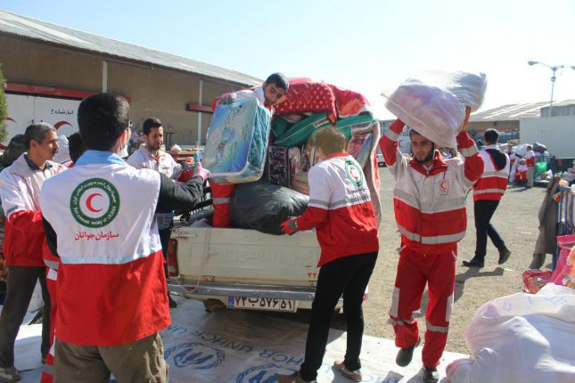 ارسال چهارمین کاروان کمک‌های هلال احمر اردبیل به مناطق سیل‌زده