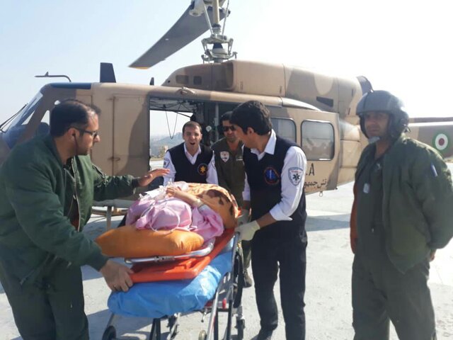 انتقال نوزاد آذرشهری با اورژانس هوایی