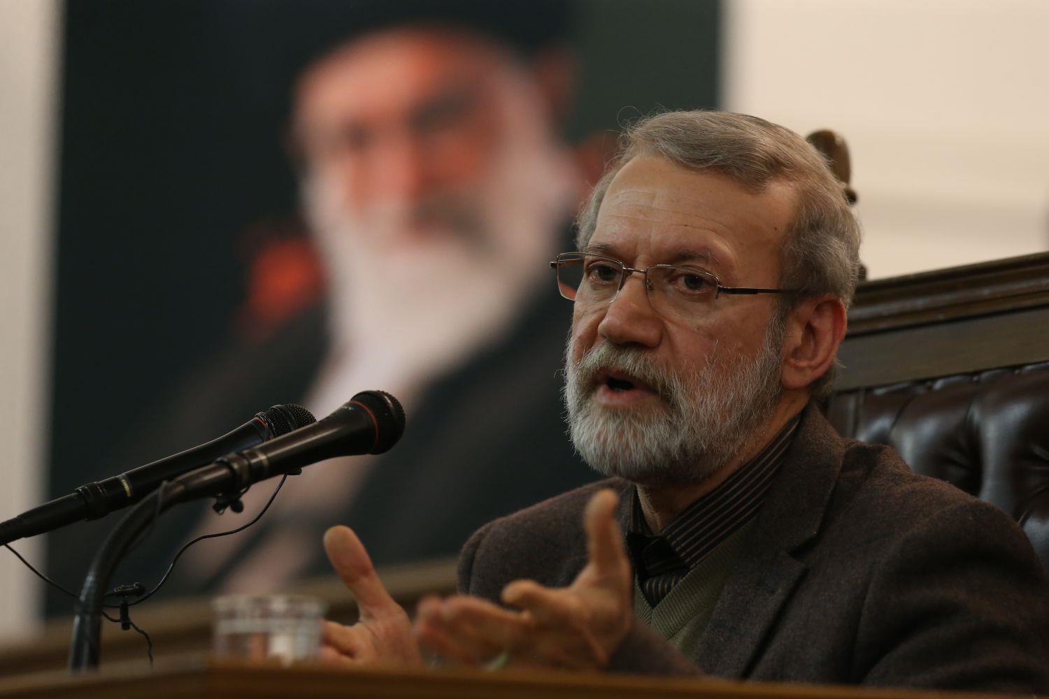 لاریجانی «قانون ضد اسرائیلی مجلس» را به رئیس‌جمهور ابلاغ کرد