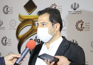 نام «تراکتور» بر تابلوی یک بلوار در تبریز
