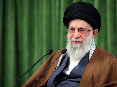 تروریست‌ها نباید به هیچ‌وجه نزدیک مرز ایران شوند