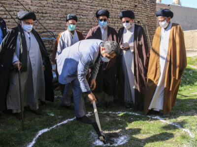 کلنگ‌ احیای مسجد جامع سید «یا علی» بر زمین زده شد