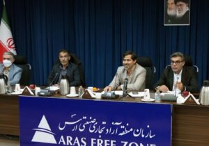 کاهش هزینه ها و تشریفات گمرکی با آغاز فعالیت مرکز حمل و نقل و بارگیری ارس