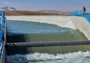 رهاسازی ۱۳۰ میلیون مترمکعب آب به دریاچه ارومیه