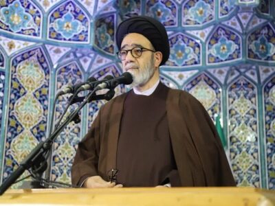 لزوم رسیدگی به وضعیت چمن یادگار امام و احیای ماشین‌سازی