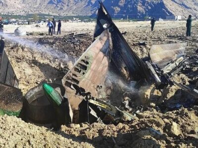 سقوط هواپیمای نظامی در کازرون