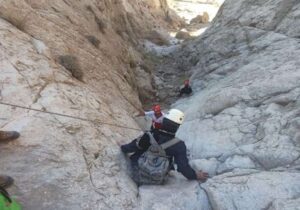 نجات ۲ کوهنورد گرفتار در ارتفاعات «پیربالا» شهرستان مرند