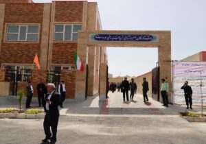 افتتاح مدرسه هوشمند در شهر جدید سهند