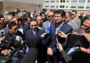 تمجید وزیر راه از کیفیت واحدهای نهضت ملی مسکن در شهر جدید سهند