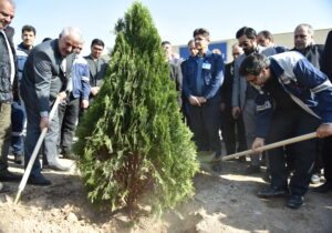 گرامیداشت روز درختکاری با حضور مسئولان استانی