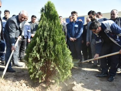 گرامیداشت روز درختکاری با حضور مسئولان استانی