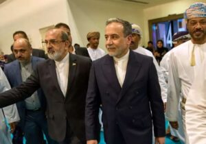 تیم مذاکره‌کننده را تضعیف نکنیم؛ بعد از توافق شاهد تحولات گسترده اقتصادی خواهیم بود