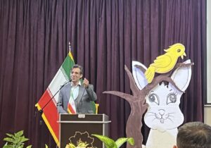 رونمایی از اولین جلد کتاب «بری باخ»؛ ترانه‌ها و اشعار کودکانه به زبان ترکی آذربایجانی