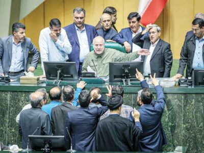 اکثریت نمایندگان با طرح‌های چندفوریتی پس از جنگ ۱۲ روزه توسط تندروها همراهی نکردند