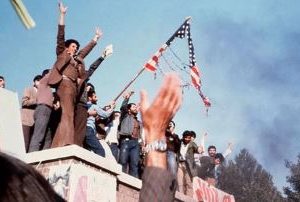 اکنون وقت آن نیست که بگوییم تصرف سفارت آمریکا درست بود یا غلط