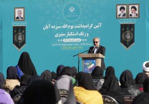 امروز میدان استکبار ستیزی، کلاس‌های درس و آزمایشگاه‌های ماست