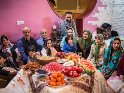 وقتی یلدا سنت و ایمان را به هم پیوند می‌زند