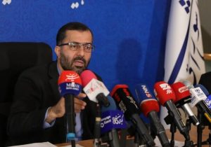 مجلس حتماً افزایش ۲۰ درصدی حقوق برای سال آتی را اصلاح می‌کند