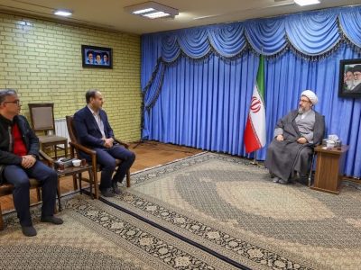 دریافت مالیات بر اساس توان واقعی افراد باشد