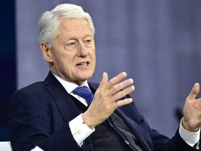 خشم بیل کلینتون از ترامپ: مردم آمریکا به پاخیزند