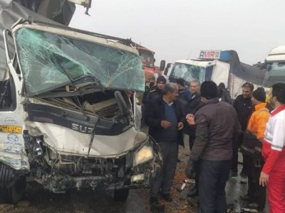 تصادف زنجیرهای ۳۰ خودرو در آزادراه زنجان – تبریز
