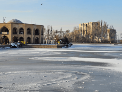 ائل گلی یخ زد