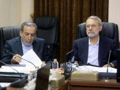 نفوذ و قدرت لاریجانی در مذاکرات بیشتر از عراقچی است