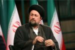 بر مردم واجب است تا با لباس سیاه در مساجد و میدان‌ها حضور یابند