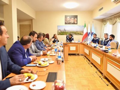 محور گفت‌وگوی مدیران عامل بانک گردشگری و پتروشیمی تبریز