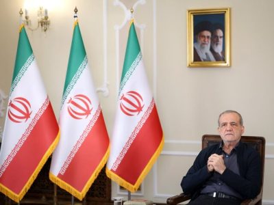 همه مردم، ایران را حفظ کردند/ بودن رهبر انقلاب قوت قلب بالایی برای ماست