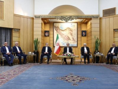 پزشکیان در فرودگاه: ما دنبال جنگ نیستیم اما پاسخ قاطعی به متجاوزان خواهیم داد