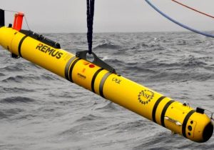 REMUS ۶۰۰ چیست؟ زیردریایی AUV که تا عمق ۶۰۰ متری دریا به جاسوسی می پردازد! +فیلم