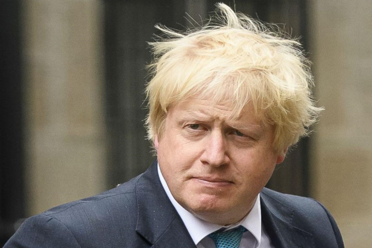 İngiltere Başbakanı Johnson hastanede gözlem altında kalacak