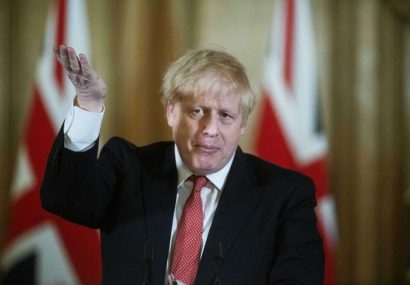 Boris Johnson hastaneye kaldırıldı